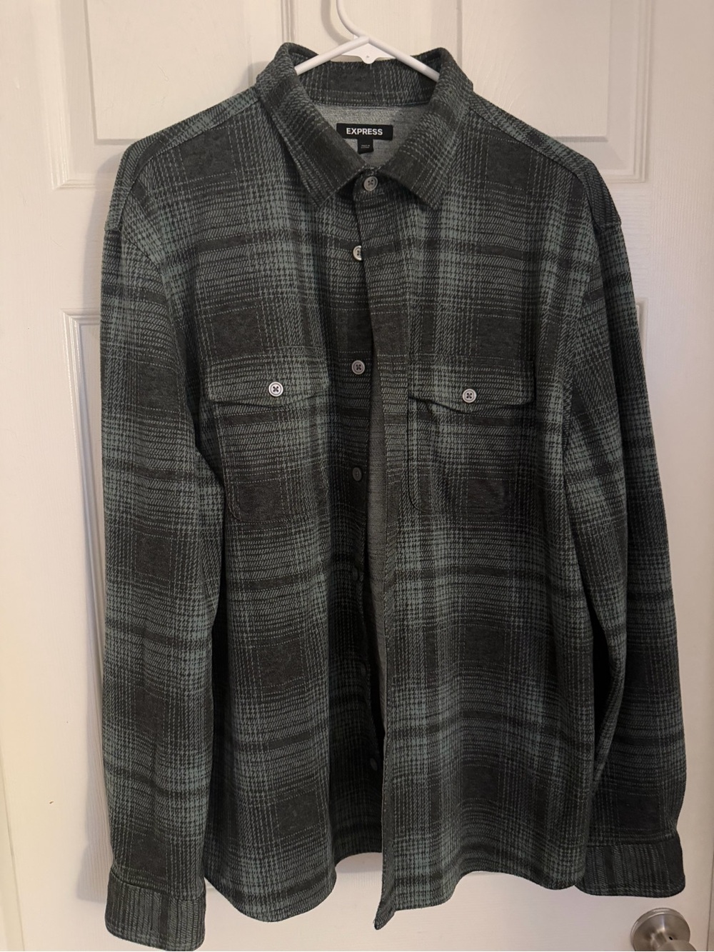 Express Men's Black & Gray Plaid Lightweight Shirt Jacket
